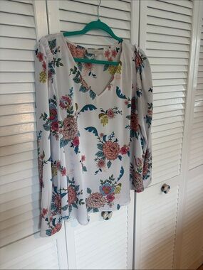 LOFT White Floral V-Neck Blouse with Pink & Teal Accents